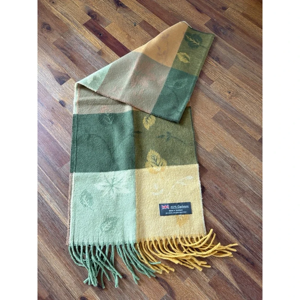Scotland/Scottish Scarf 100%‎ CASHMERE Green And Yellow Leaf Pattern